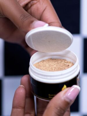 Bentonite Face Mask